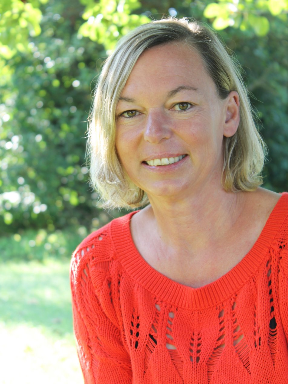 Marion Bayr Marion Bayr